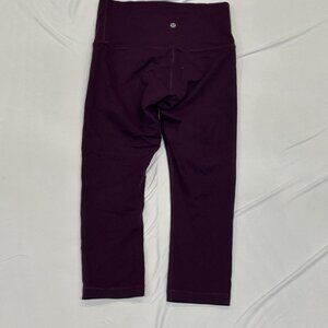 Lululemon High-Rise Cropped Leggings – Dark Maroon – Size 6